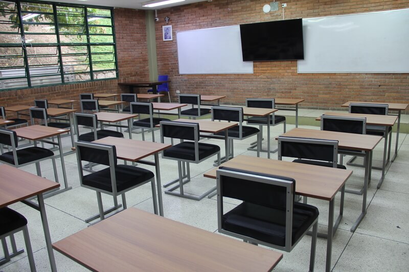 Los Arcos Aulas